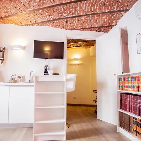 아파트 Medea - Peaceful Arco Della Pace Flat 2pax Wifi *